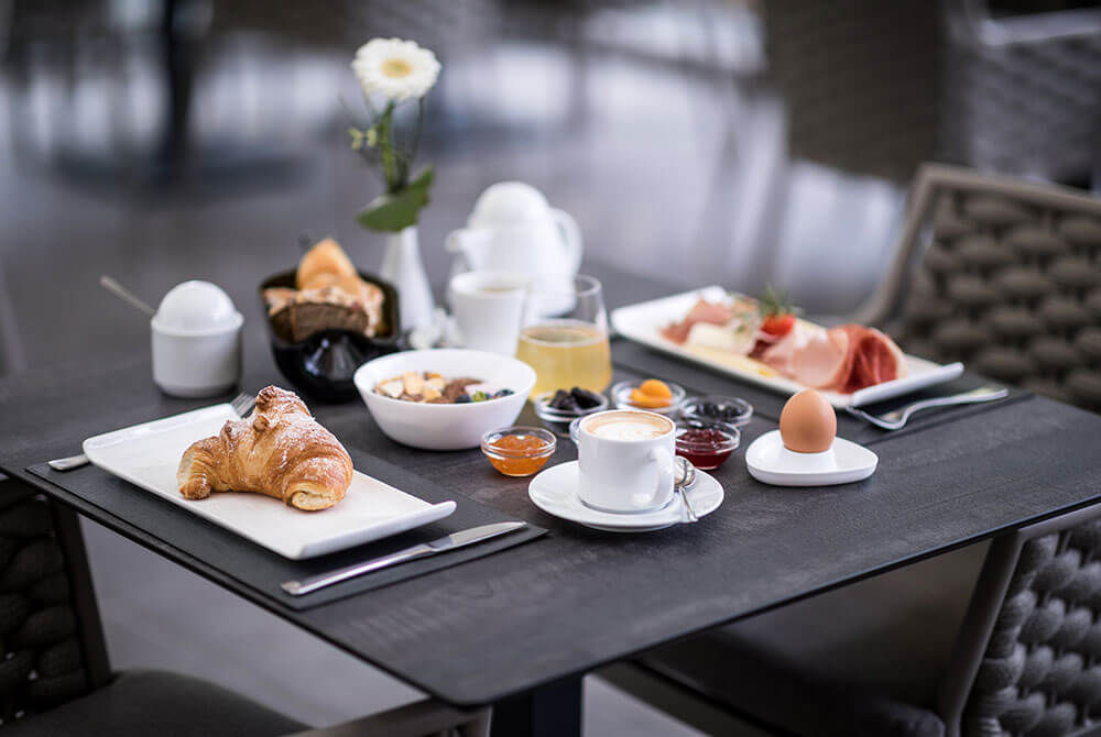 Tavolo per la colazione